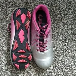 DSG girls soccer cleats